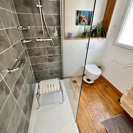 Nid D'amour En Auvergne Avec Piscine Casa de Férias Le Broc (Puy-de-Dome)