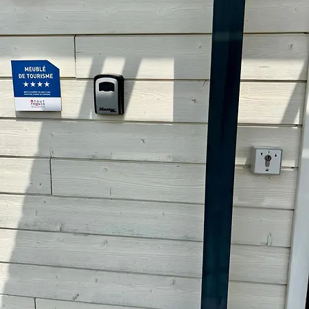 Nid D'amour En Auvergne Avec Piscine Casa de Férias