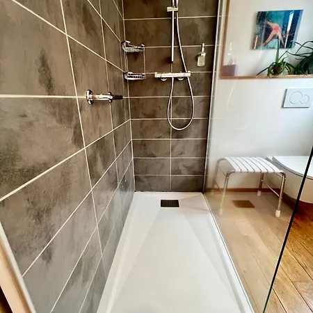 Nid D'amour En Auvergne Avec Piscine Casa de Férias *