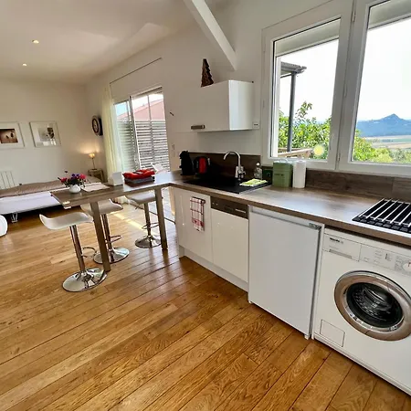 Holiday home Nid D'amour En Auvergne Avec Piscine Le Broc (Puy-de-Dome)