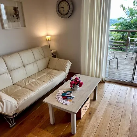 Nid D'amour En Auvergne Avec Piscine Casa de Férias