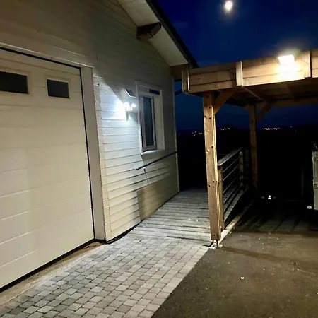 Casa de Férias Nid D'amour En Auvergne Avec Piscine Le Broc (Puy-de-Dome)