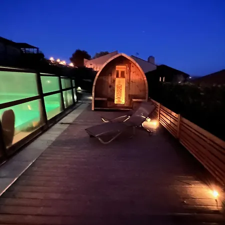 Nid D'amour En Auvergne Avec Piscine Casa de Férias *